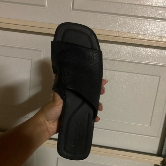 Montego Bay Club Leather Collection Small Heel - Picture 3 of 5